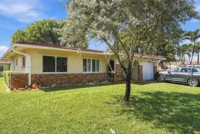 4391 NW 12th Ter, Deerfield Beach: photo 1 of 26