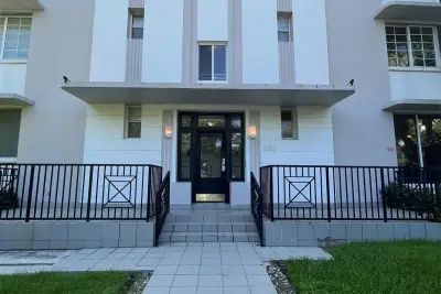 820 Euclid Ave #103, Miami Beach: photo 1 of 16