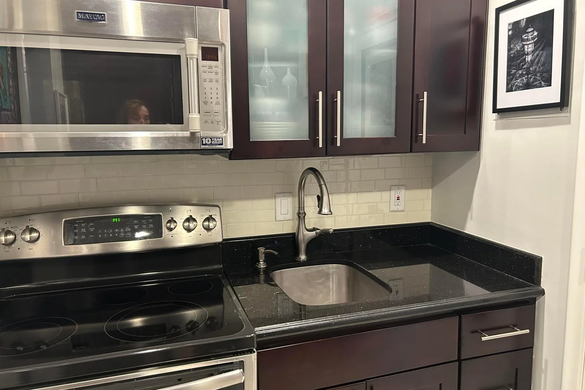 6263 NE 19th Ave #1024, Fort Lauderdale: photo 1 of 28
