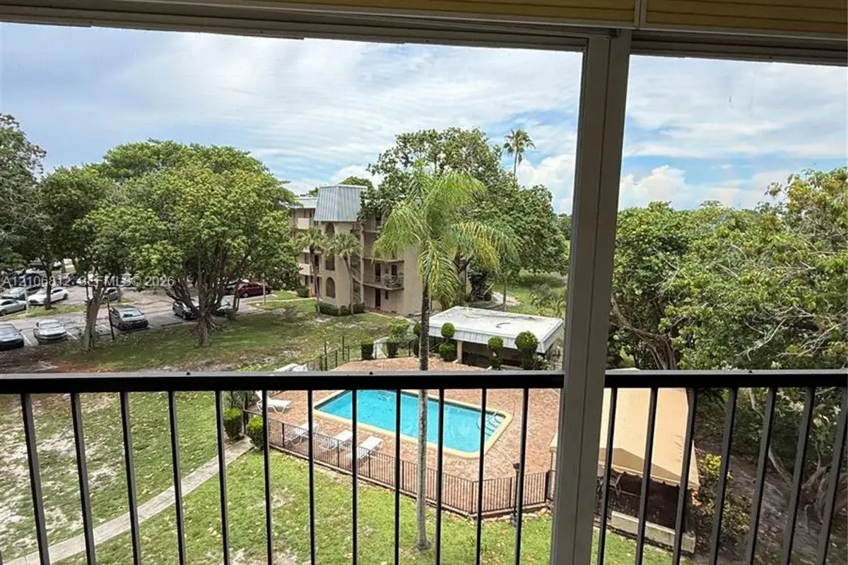 5961 N Falls Cir Dr #408, Lauderhill: photo 1 of 19