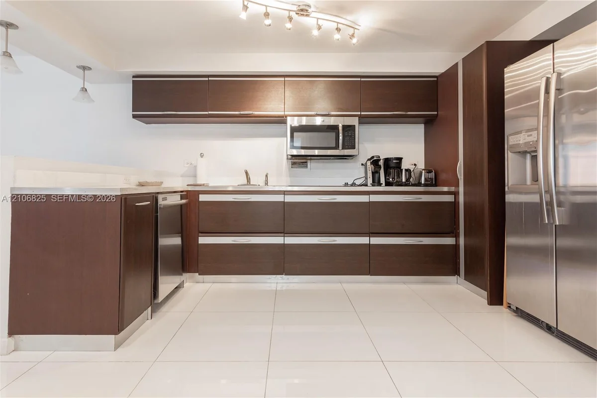 2301 Collins Ave #1023, Miami Beach: photo 1 of 14
