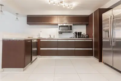 2301 Collins Ave #1023, Miami Beach: photo 1 of 14