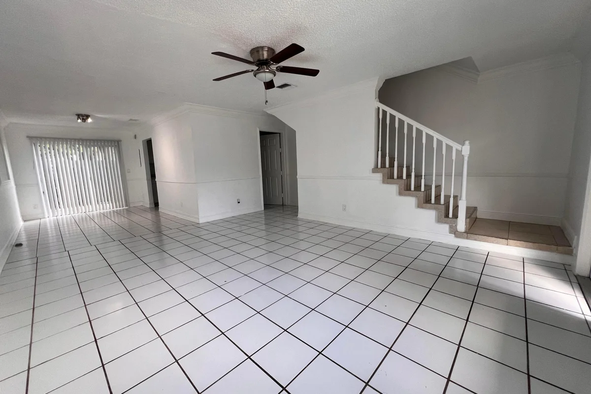 5403 Bayside Dr, Lake Worth: photo 1 of 35