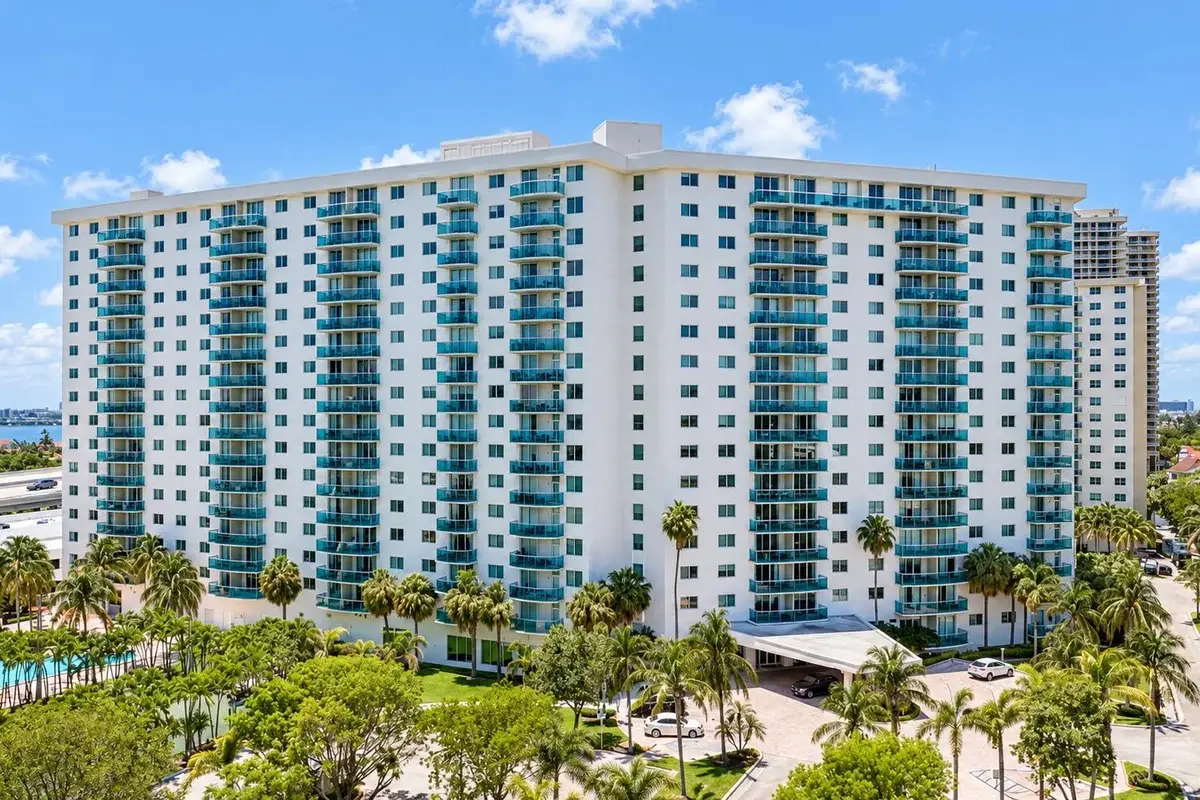 19380 Collins Ave #516, Sunny Isles Beach: photo 1 of 21