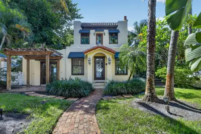 106 SE 7th Ave #1, Delray Beach: photo 1 of 101
