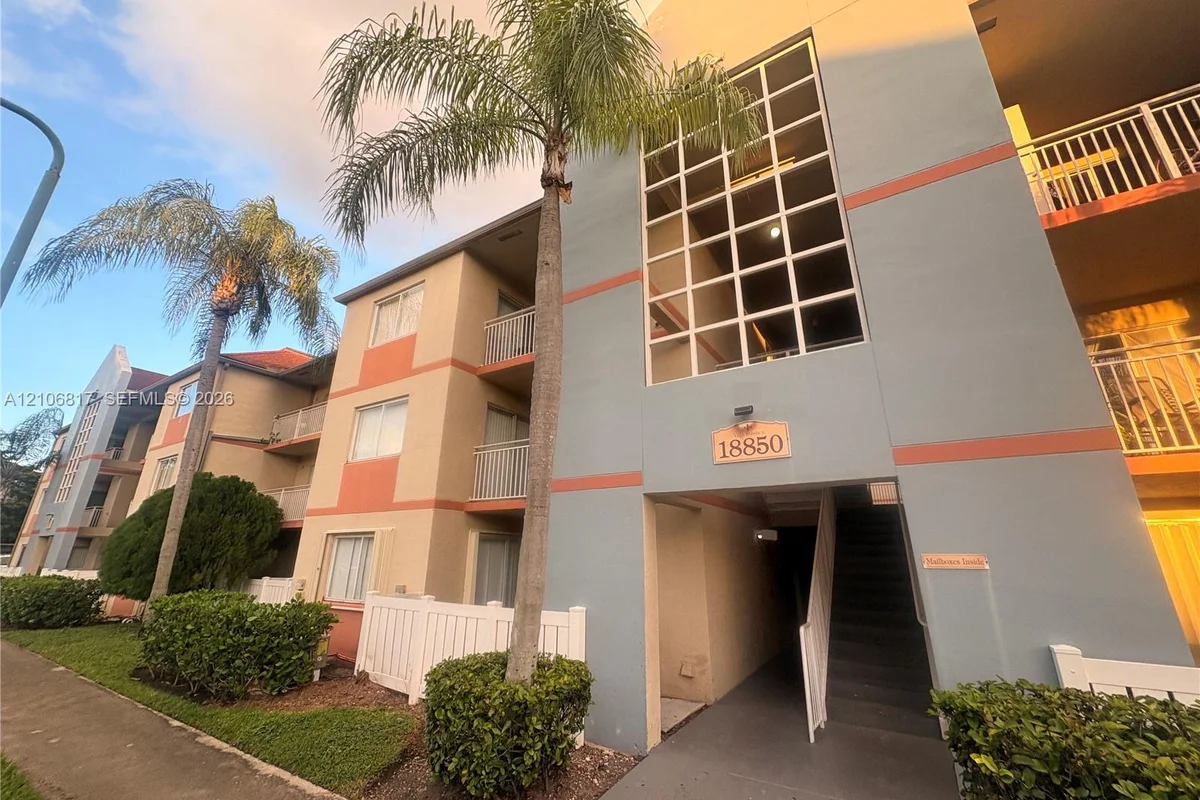 18850 NW 57th Ave #306, Hialeah: photo 1 of 19