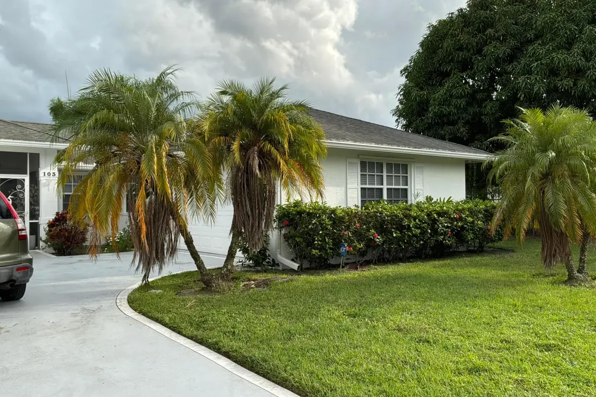 103 Brook Woode Ave, Royal Palm Beach: photo 1 of 39