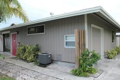 3500 SW 4th St #A, Deerfield Beach: photo 1 of 9