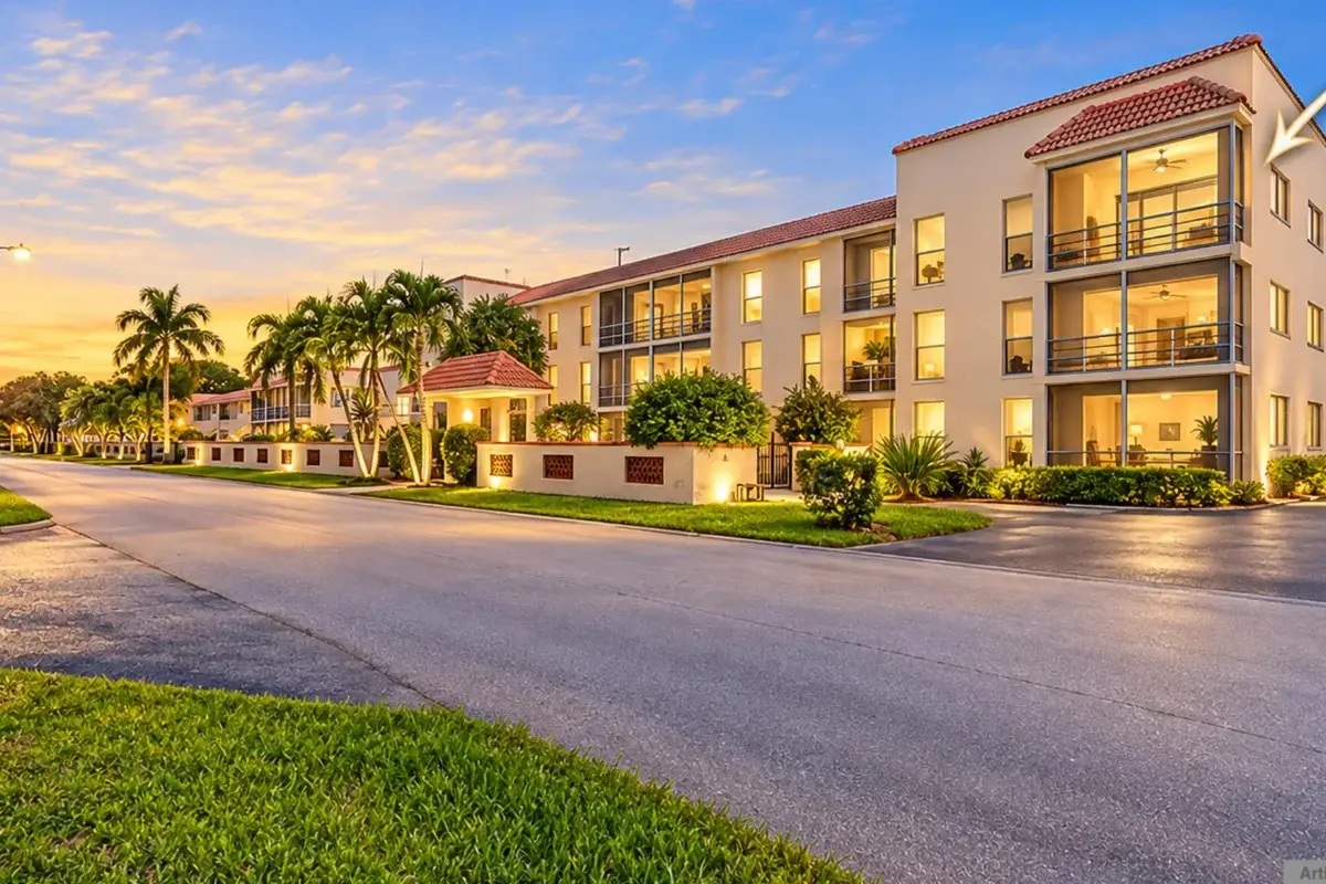 331 SW 8th #3F, Boca Raton: photo 1 of 22