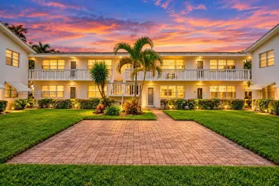 86 Andover D, West Palm Beach: photo 1 of 25