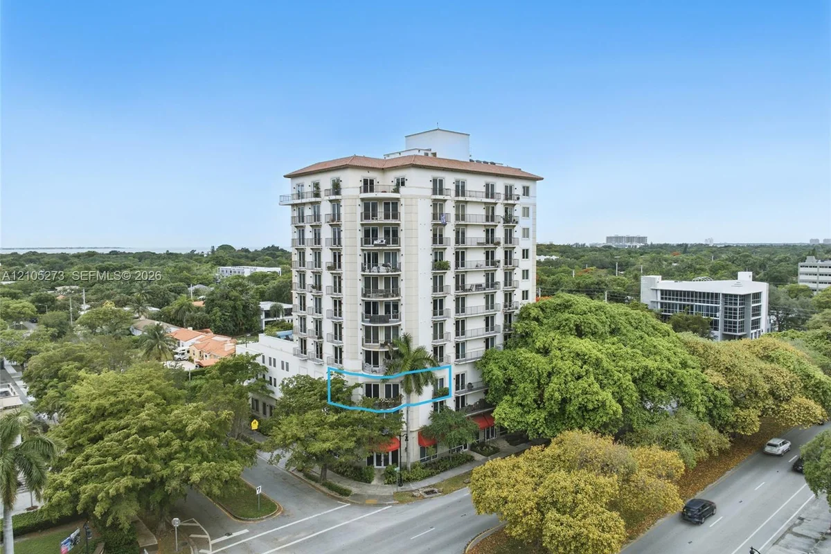 2701 SW 3rd Ave #303, Miami: photo 1 of 30