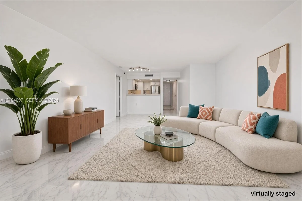540 Brickell Key Dr #916, Miami: photo 1 of 41