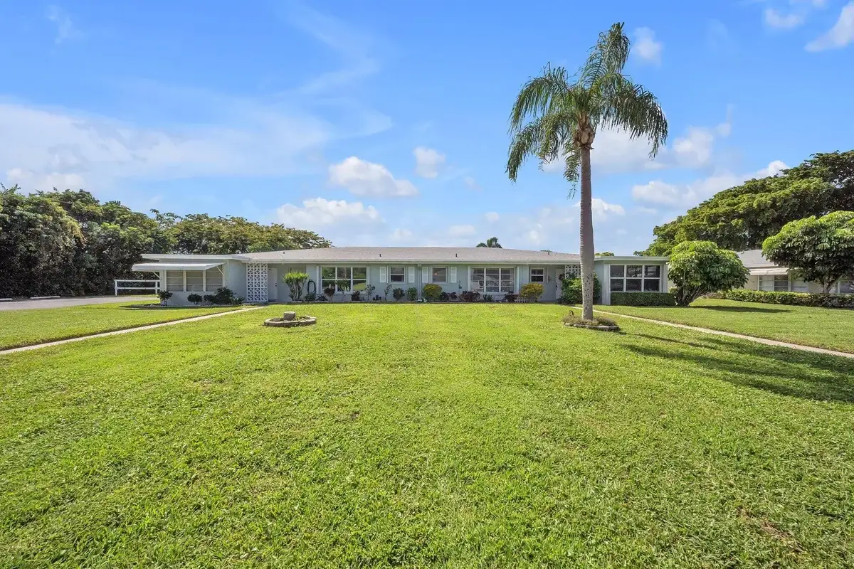 380 High Point Blvd #B, Delray Beach: photo 1 of 34