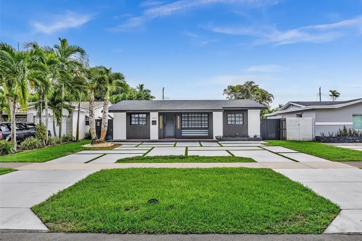 4204 Van Buren St, Hollywood: photo 1 of 41