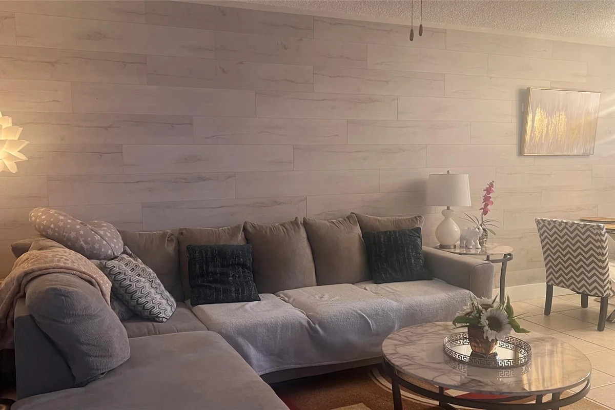 10545 NW 10th St #203, Pembroke Pines: photo 1 of 9