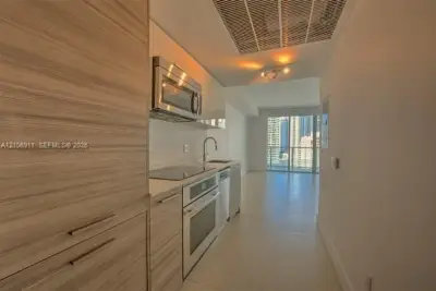 1300 Brickell Bay Dr #2313, Miami: photo 1 of 6