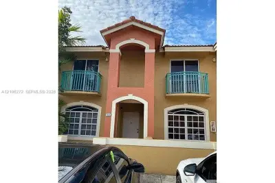 7075 NW 173rd Dr #1404, Hialeah: photo 1 of 5