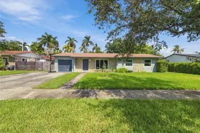 9121 SW 184th Ter, Cutler Bay: photo 1 of 34