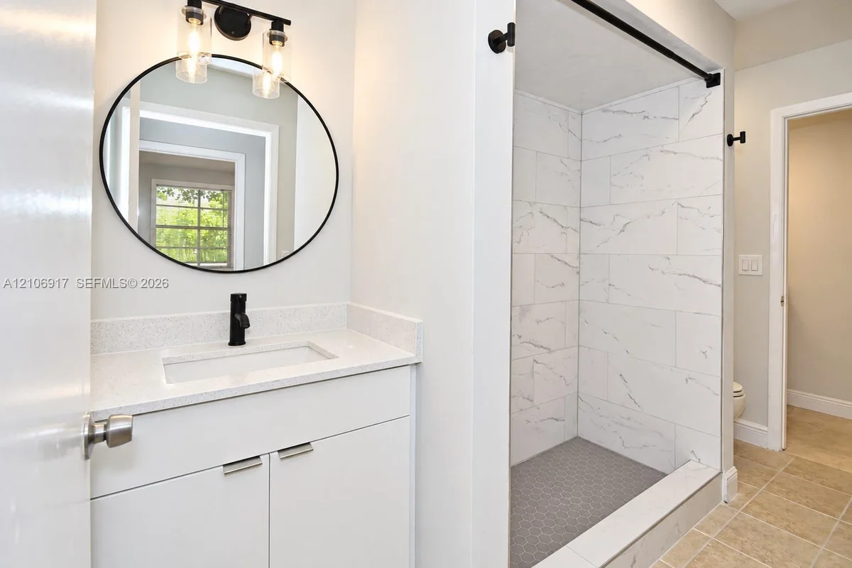1237 SW 46th Ave #813, Pompano Beach: photo 1 of 25