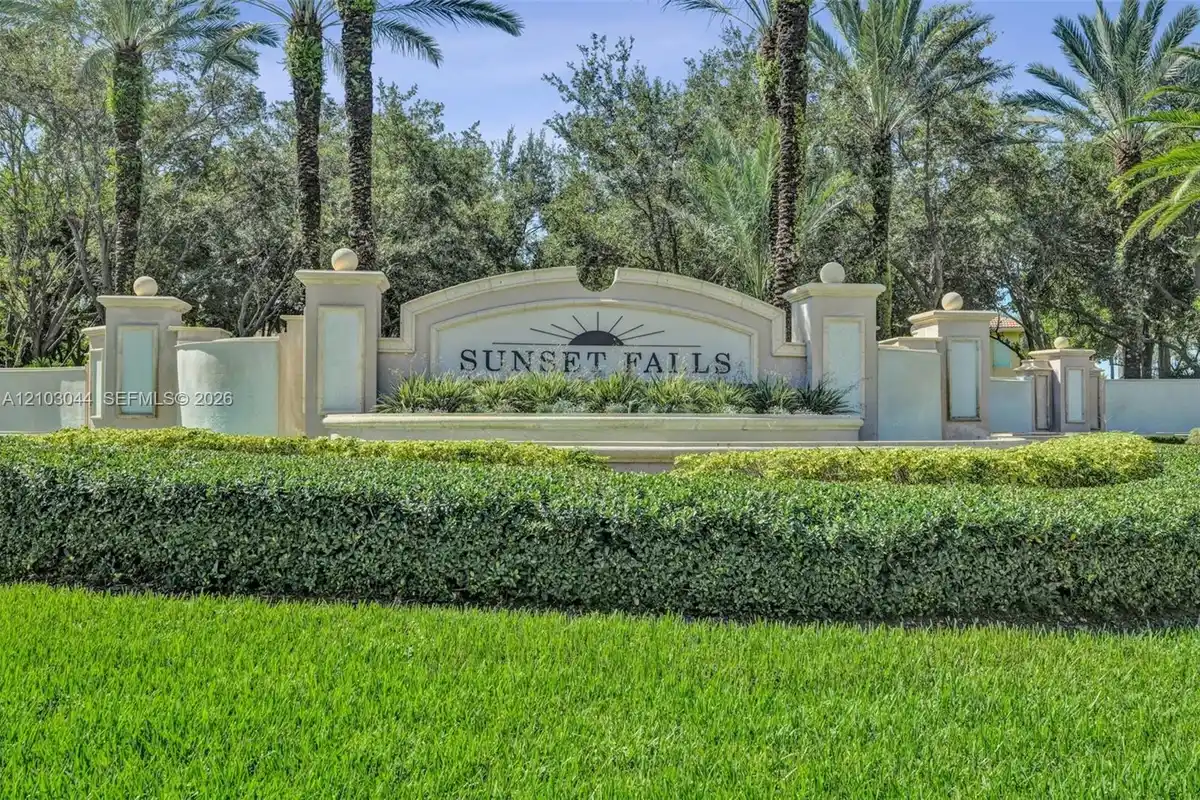 17536 SW 48th St, Miramar: photo 1 of 23