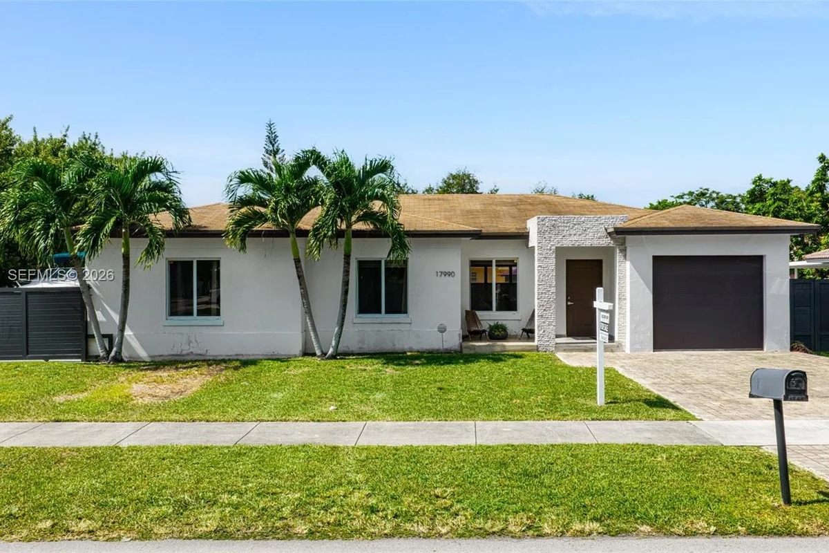 17990 SW 113th Ct, Miami: photo 1 of 51