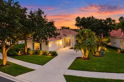 2067 Valencia Dr, Delray Beach: photo 1 of 59