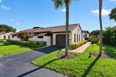 21923 Arriba Real, Boca Raton: photo 1 of 32