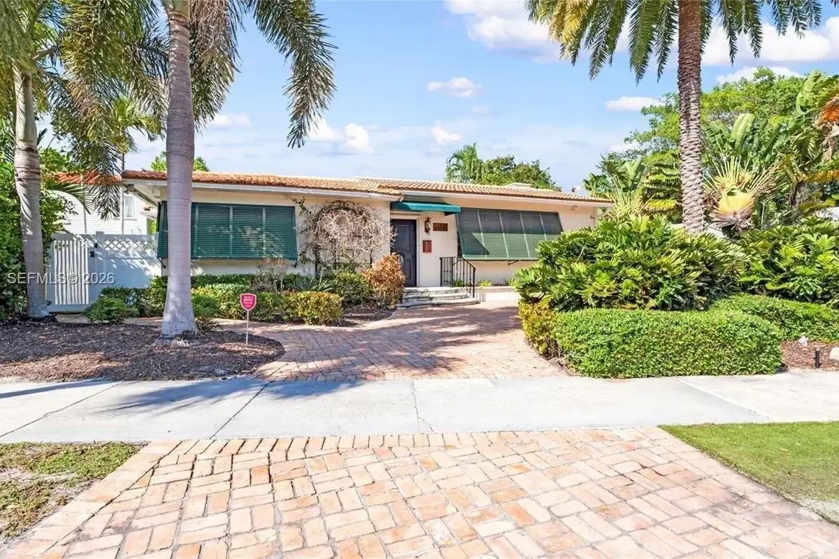 623 NE 17th Way, Fort Lauderdale: photo 1 of 27