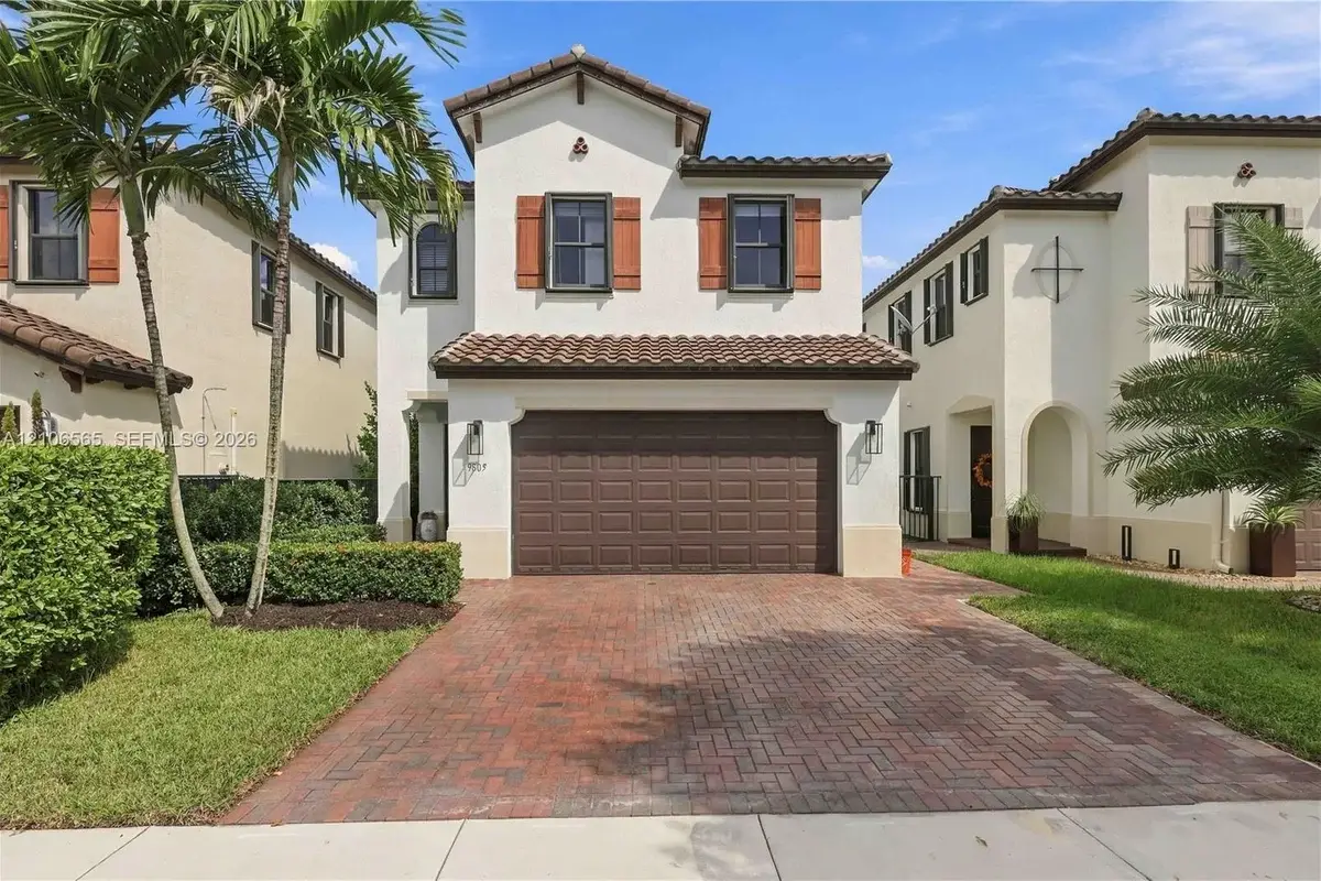 9805 W 34th Ct #1, Hialeah: photo 1 of 26