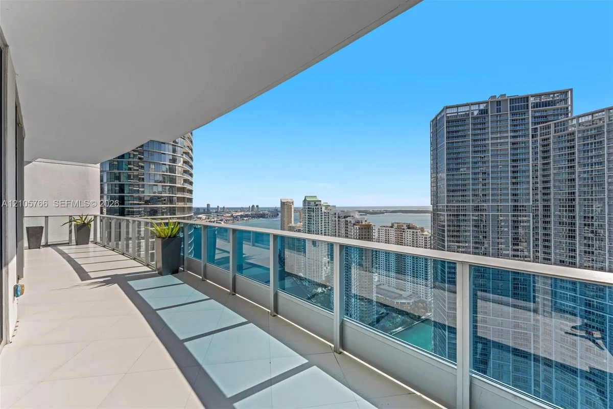 200 Biscayne Boulevard Way #4408, Miami: photo 1 of 21