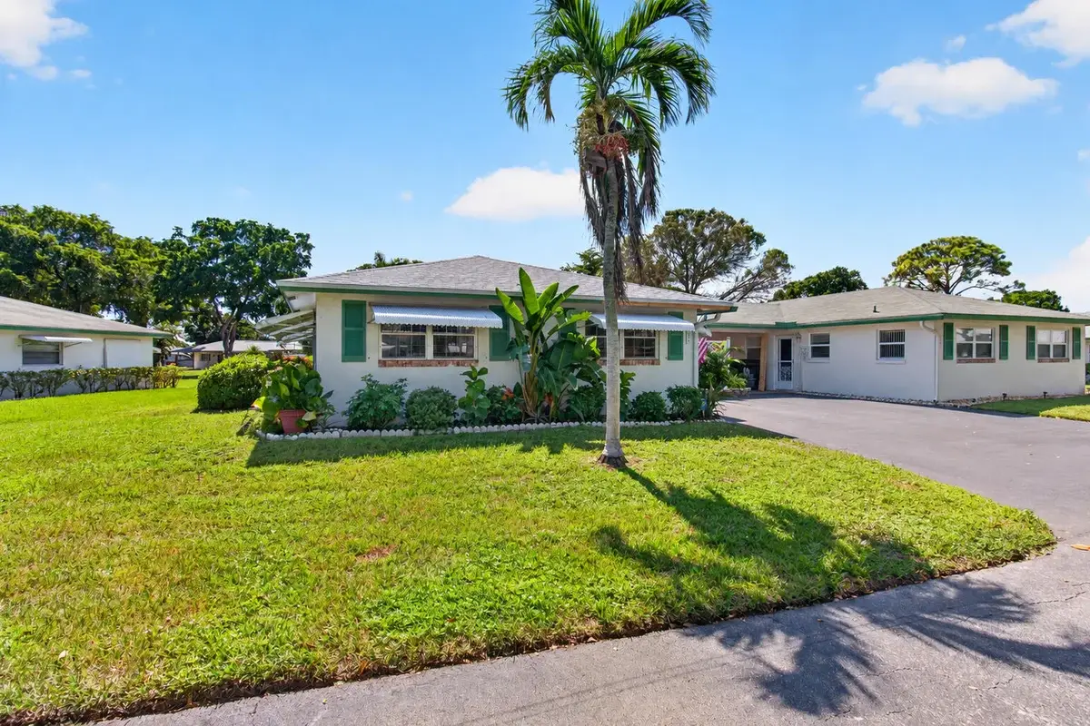 842 Meadowlark Ln, Delray Beach: photo 1 of 30