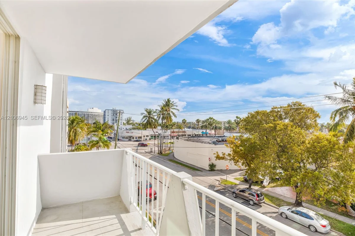 7133 Bay Dr #401, Miami Beach: photo 1 of 29