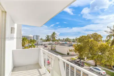 7133 Bay Dr #401, Miami Beach: photo 1 of 29