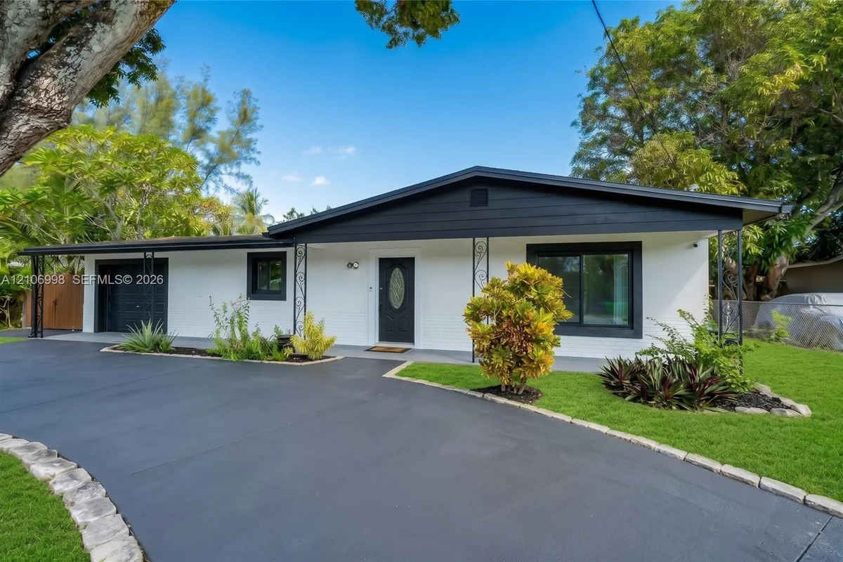 6501 NW 20th Ct, Sunrise: photo 1 of 30