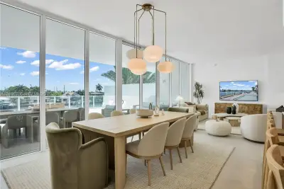 407 N Riverside Dr #202, Pompano Beach: photo 1 of 73