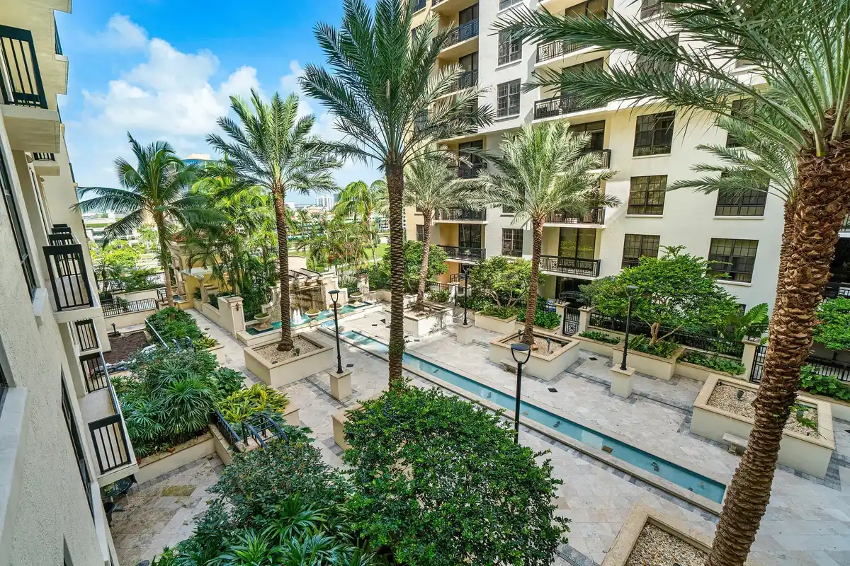 801 S Olive Ave #1027, West Palm Beach: photo 1 of 25