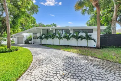 7512 W Lake Dr, West Palm Beach: photo 1 of 26