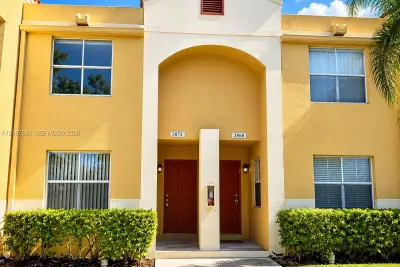 3872 NW 90th Ave, Sunrise: photo 1 of 16