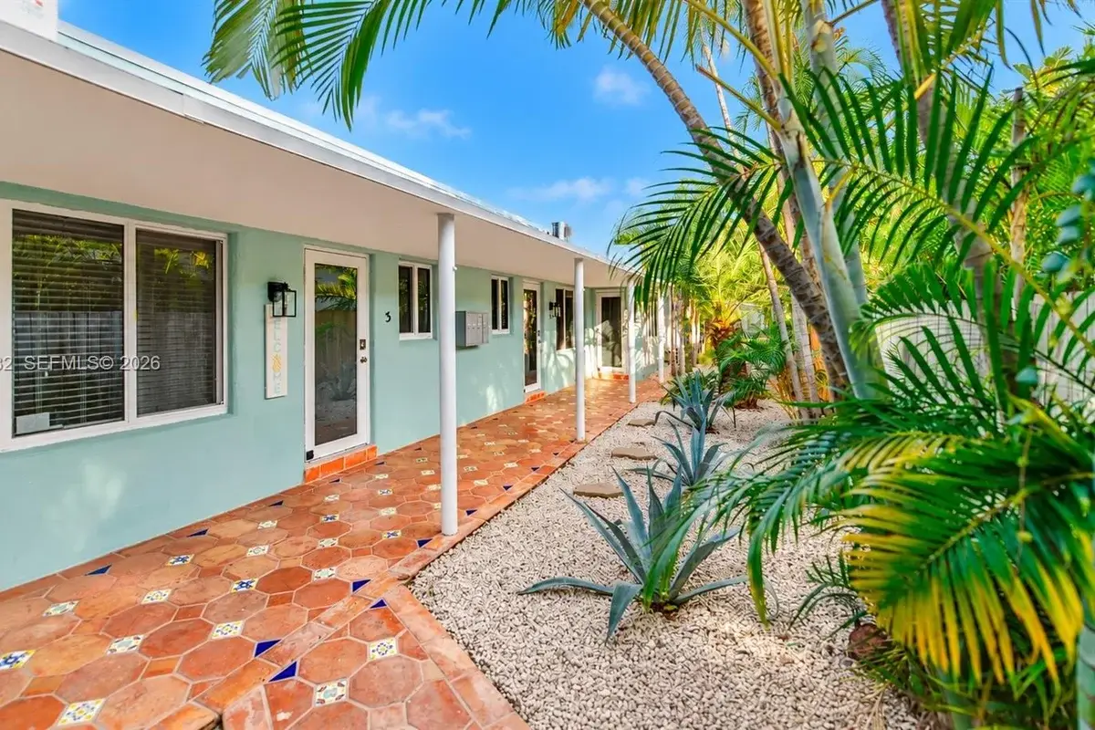 443 NE 17th Way, Fort Lauderdale: photo 1 of 78