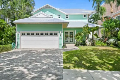 104 Intracoastal Cir, Tequesta: photo 1 of 50