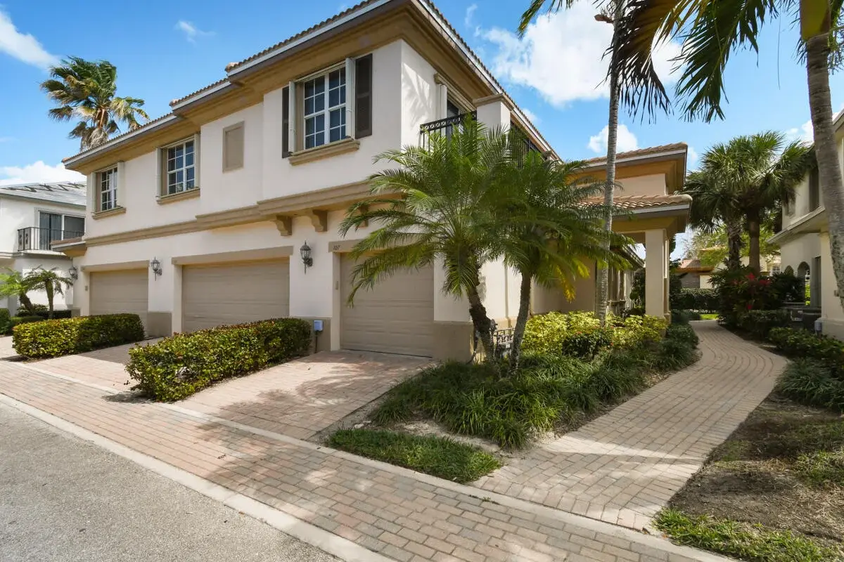 107 Evergrene Pkwy, Palm Beach Gardens: photo 1 of 52