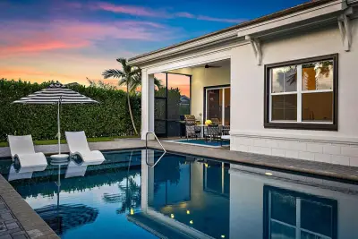 12471 Nautilus Cir, Palm Beach Gardens: photo 1 of 30