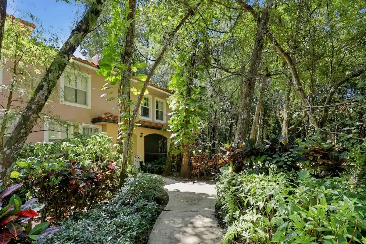 6918 W Sample Rd, Coral Springs: photo 1 of 40