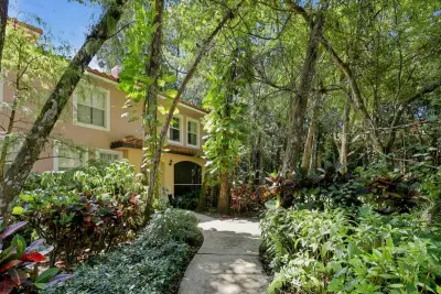 6918 W Sample Rd, Coral Springs: photo 1 of 40