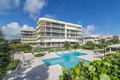 3300 S Ocean Blvd #407N, Palm Beach: photo 1 of 40
