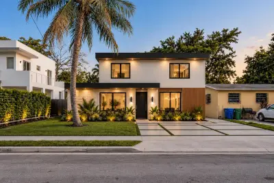 3763 Thomas Ave, Miami: photo 1 of 1