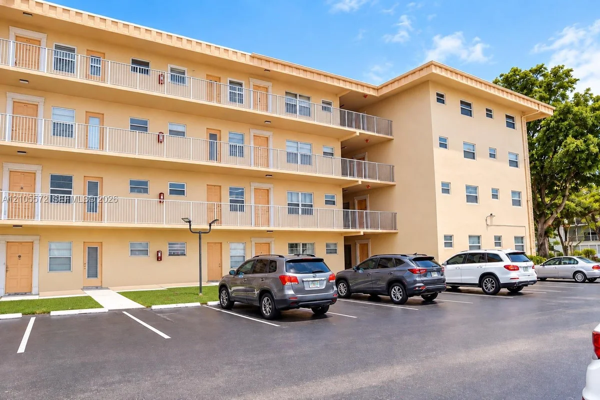 4191 NW 41st St #217, Lauderdale Lakes: photo 1 of 14