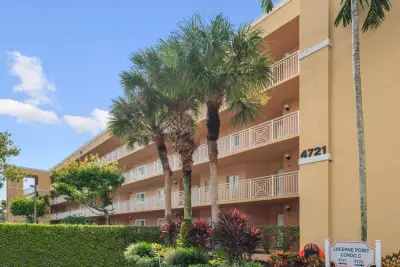 4721 Lucerne Lakes Blvd E #744, Lake Worth: photo 1 of 15