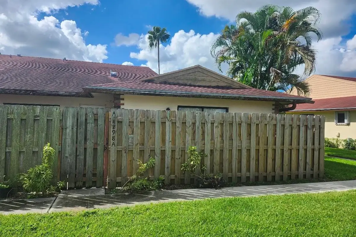 4298 Woodstock Dr #A, West Palm Beach: photo 1 of 12