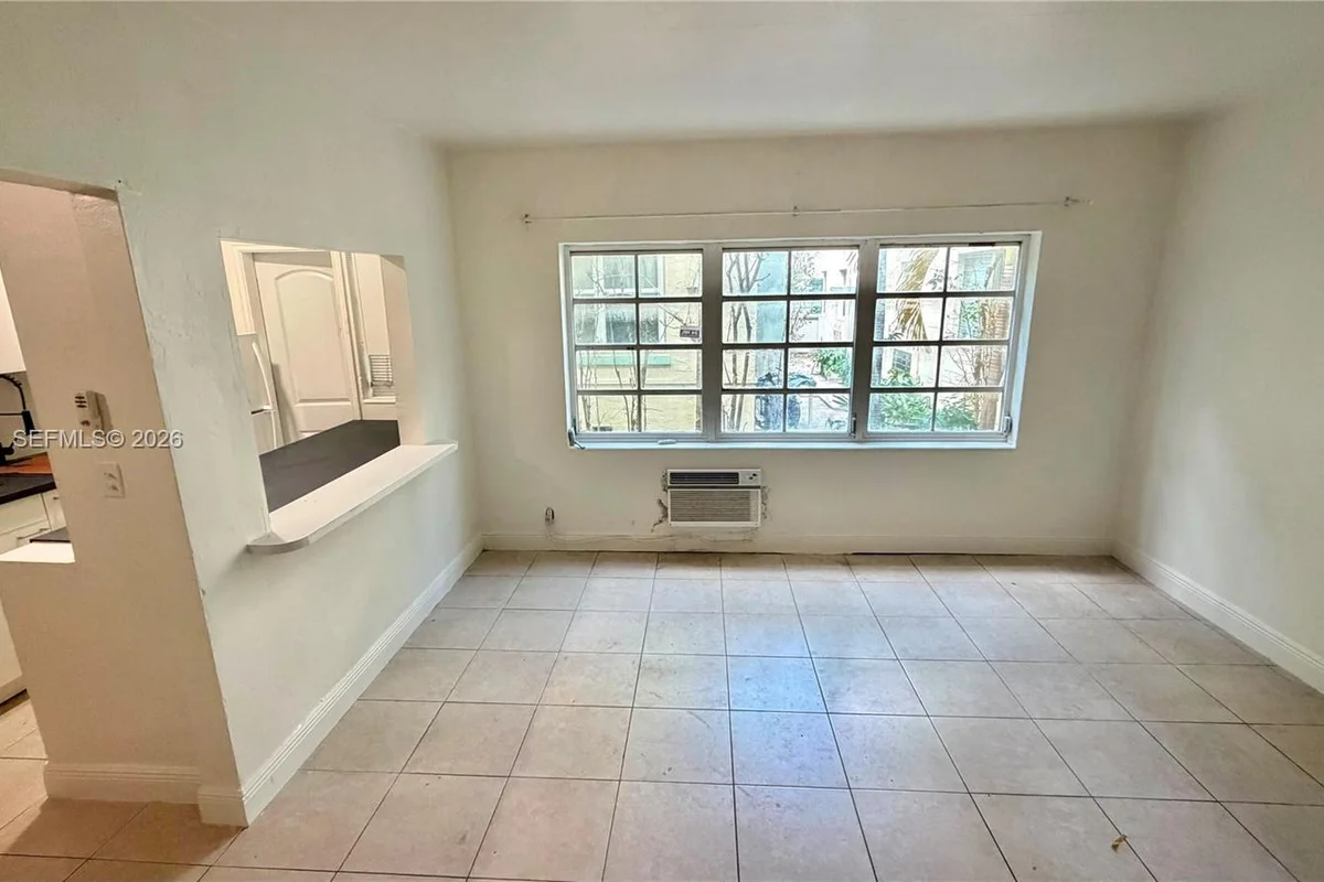1021 Euclid Ave #3, Miami Beach: photo 1 of 8